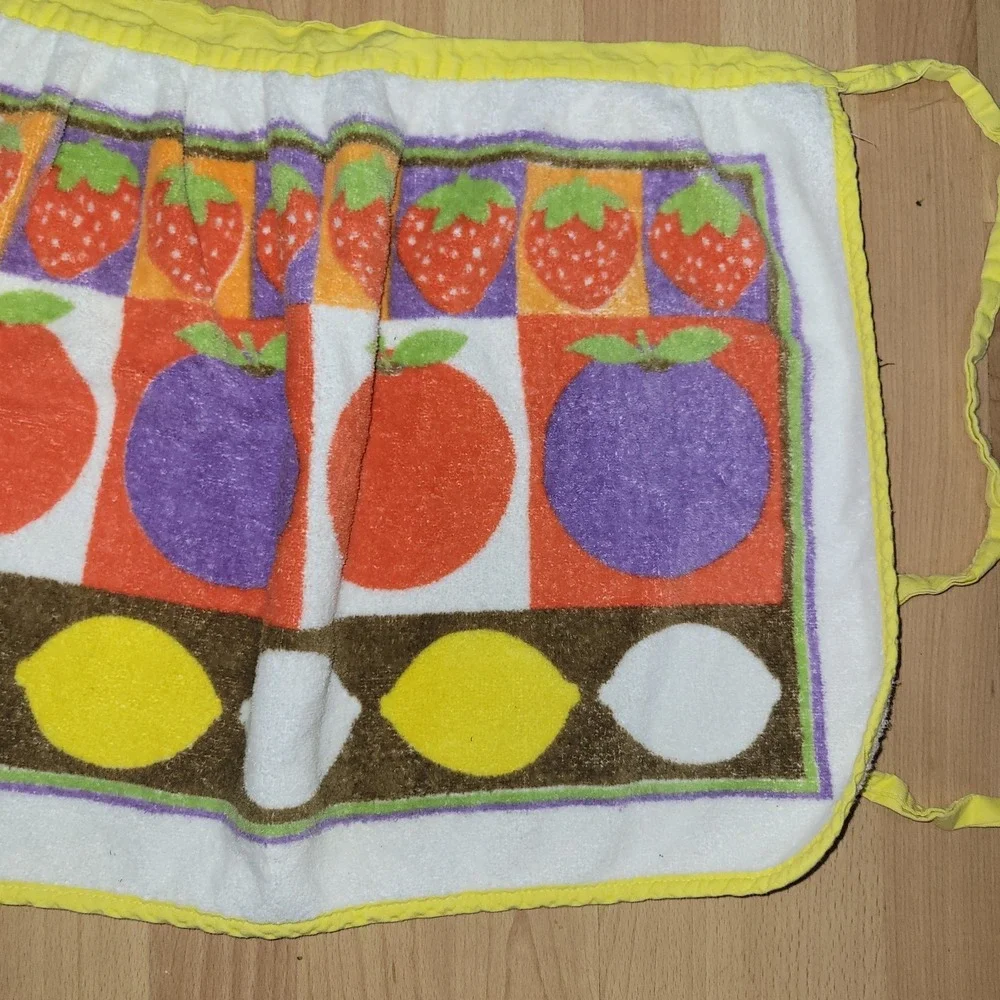 70s Retro Fruit Power Yellow Terrycloth Apron Vintage Oranges Strawberries Lemon